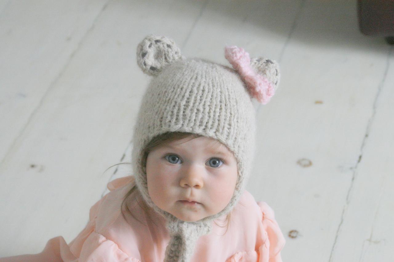 KNITTING PATTERN Baby Bear Bow Earflap Hat Nalle on Luulla